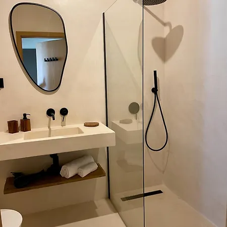 Casa Syra Apartment